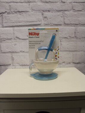 Nuby Mash N' Feed 4 Piece Set